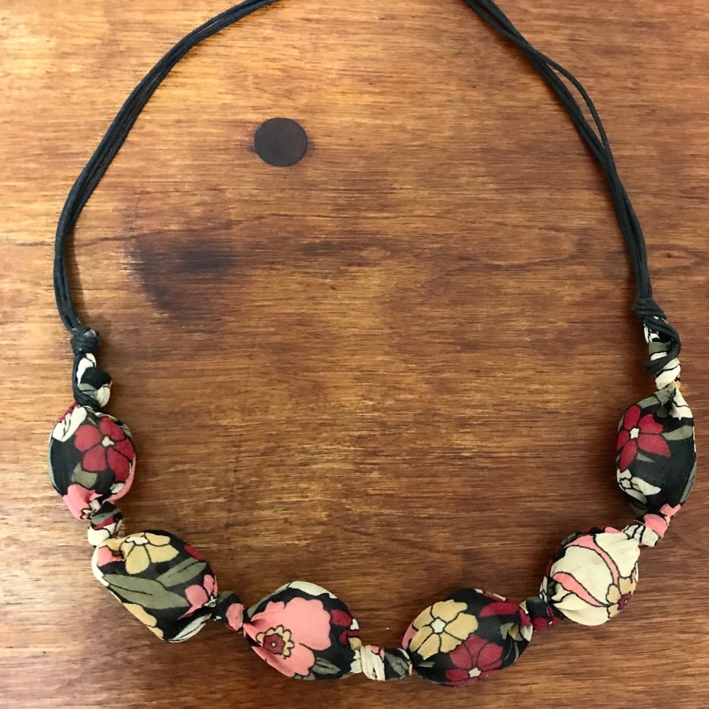 Beaded necklace